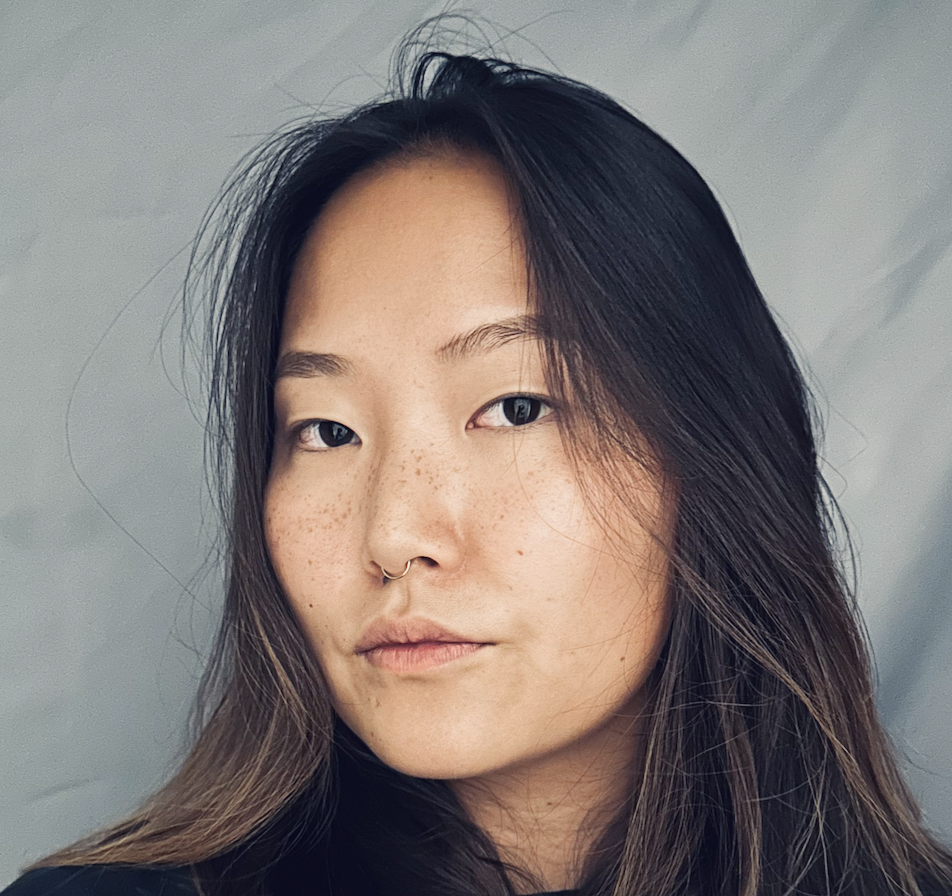 A headshot image of designer - Kira Lazickas